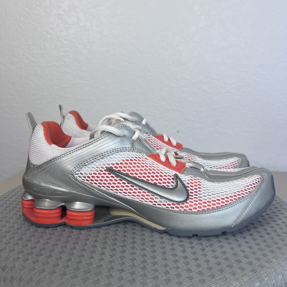 Y2K Nike Shox Sneakers Womens 8.5 Orange Silver Athletic Shoes Gym Sporty Retro